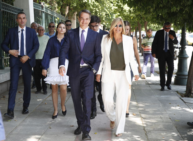 Ко је Киријакос Мицотакис, нови премијер Грчке?