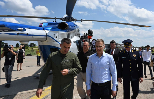 ПОСЛЕ 40 ГОДИНА: Почела обнова Хеликоптерске јединице МУП-а (ФОТО)