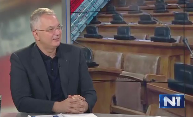 Шутановац: Обрадовић је зец који трчи испред керова на тркама, зашто није ратовао за Косово кад је требало? 