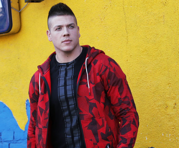 ТАЈНЕ СЛОБЕ РАДАНОВИЋА: Врели кадрови уз бринету (ВИДЕО)