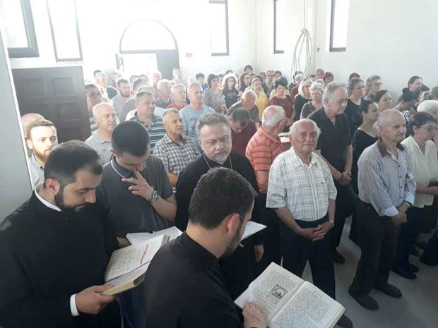 Молитва у новом храму