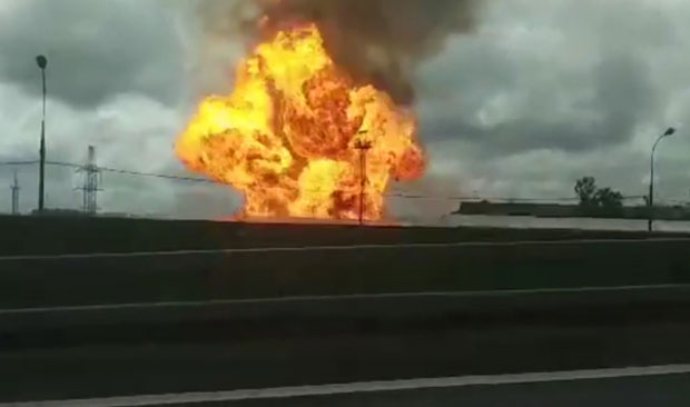 Велики пожар у електрани у близини Москве, има повређених (ВИДЕО)