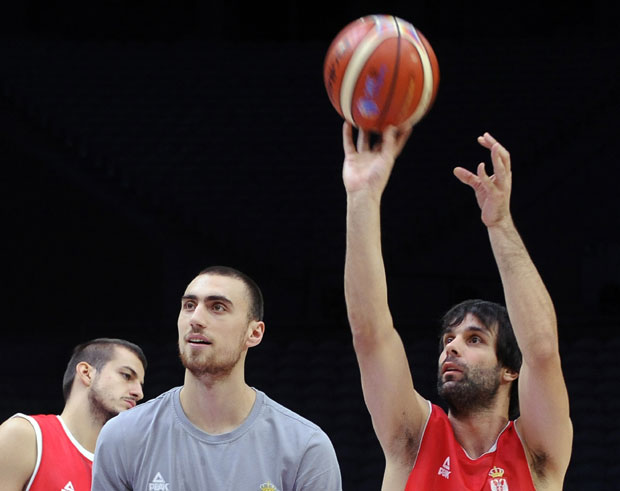 ЦСКА КРЕНУО У РЕКОНСТРУКЦИЈУ ТИМА: Милутинов и Тео тандем шампиона?