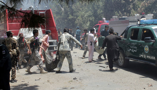 ХОРОР НА ВЕНЧАЊУ: Дечак (13) се дигао у ваздух и убио пет особа