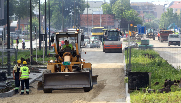 Пуна каса вуче Нови Сад напред