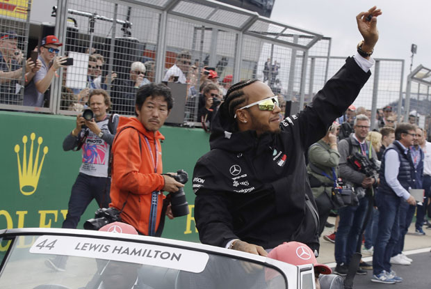 Рекордна шеста победа Хамилтона у трци за Велику награду Велике Британије