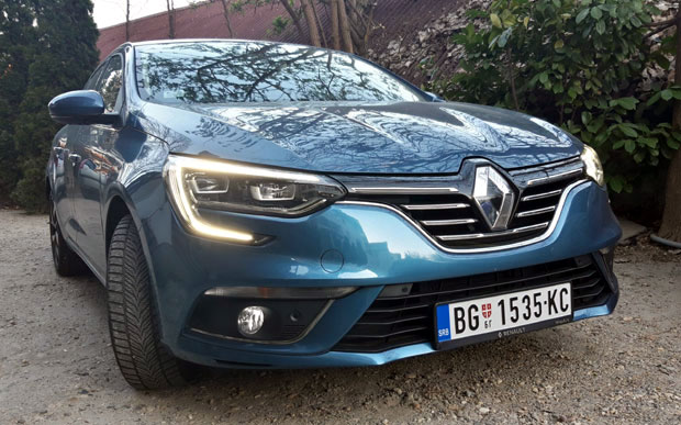 НЕПОНОВЉИВИ ФРАНЦУСКИ ШАРМ: Рено меган 1.3 Тце