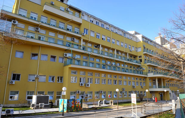 Болницама и школама помоћ од 470 милиона