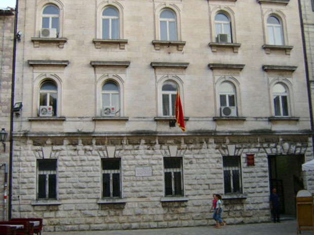 Котор: Прелетач донео власт