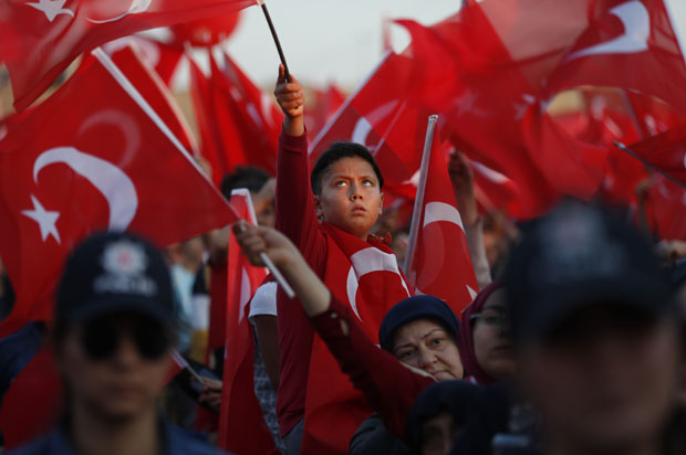 ТУРСКА УПОЗОРАВА ПРИШТИНУ НА ГУЛЕНА: Његова организација опасна као ИСИС, немојте дозволити да ваша деца постану наши непријатељи