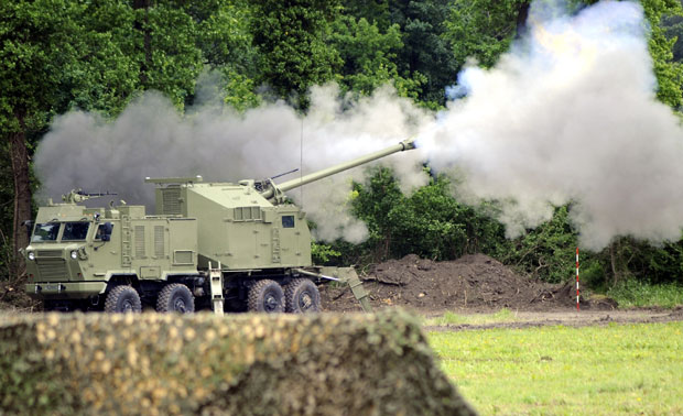 Харадинај страхује јер Србија купује ново оружје; Вулин: Наоружавање Војске Србије није оправдање за паравојску на КиМ