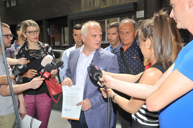 Весић: СББ десет година крао струју од станара у Дринчићевој