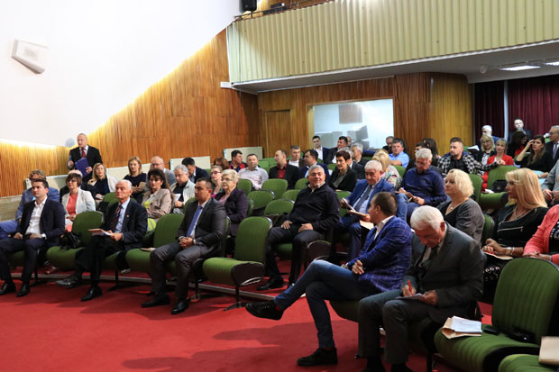 Инвеститори пуне крагујевачку касу