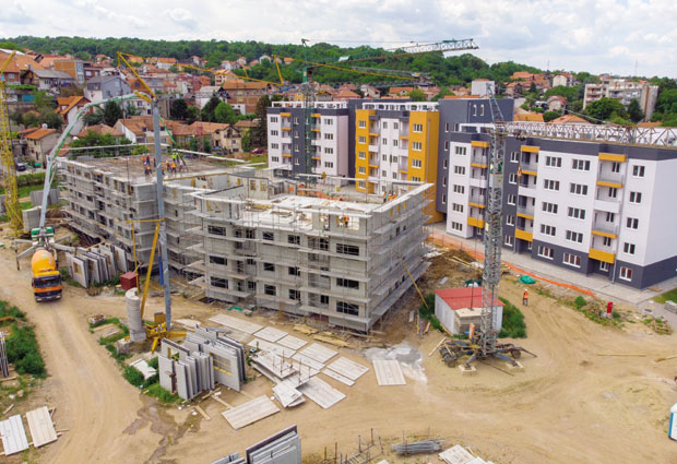 БЕЗБЕДЊАЦИ СЕ УСЕЉАВАЈУ ВЕЋ ОД ЈЕСЕНИ: Први кључеви у Нишу за 68 породица