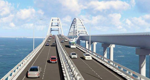 Украјинци Нептуном  прете Кримском мосту