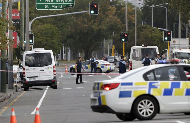 После масакра у Крајстчерчу Новозеланђани масовно предају оружје