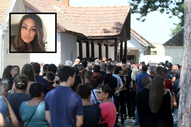 Чекај нас на лепшем месту (ФОТО)