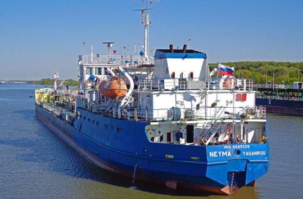 РАСТУ ТЕНЗИЈЕ: Украјина запленила руски танкер (ВИДЕО)