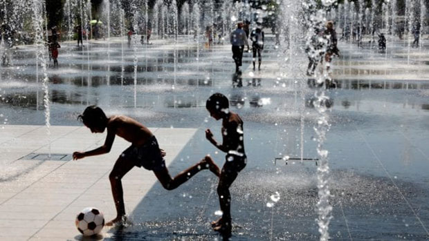 Европа гори, Балкан одолева