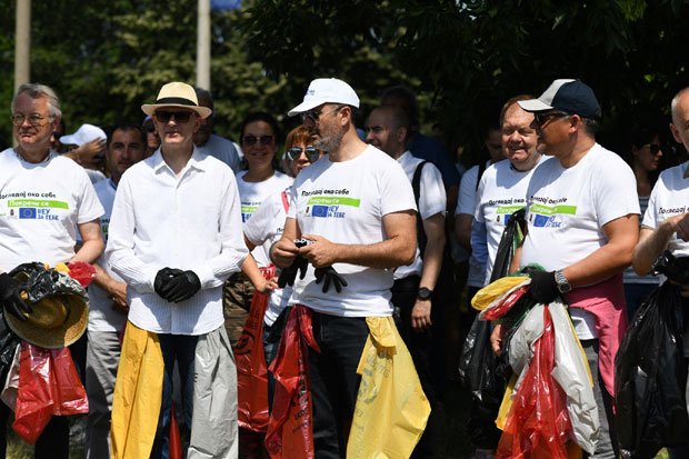 Кампања „Погледај око себе“ за чистију и зеленију Србију