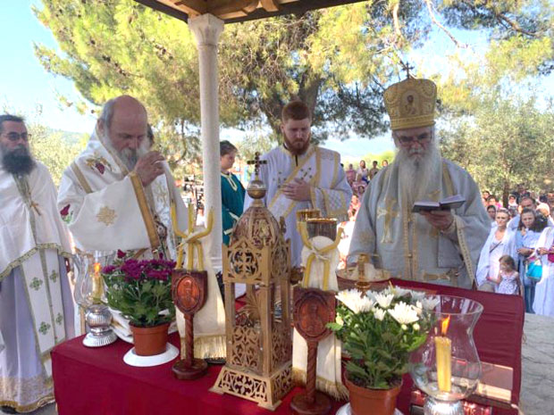 Амфилохије: Почињемо обнову Михољске превлаке