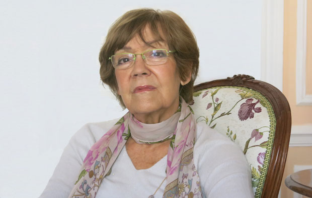 ДНО ДНА! Уместо да осуди претње Вучићевој деци, Пешићева поручила: Ко их је*е! 