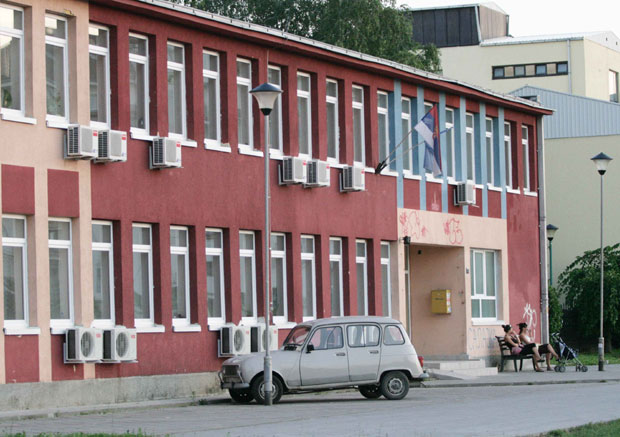 С дипломом по социјалу