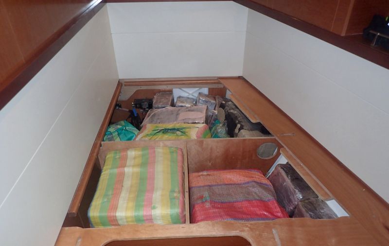 Обалска стража САД довезла с Пацифика 11 тона заплењеног кокаина