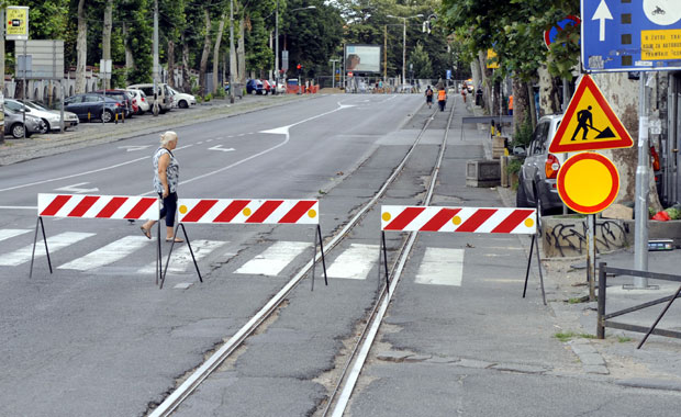 Радови мењају трасе превоза