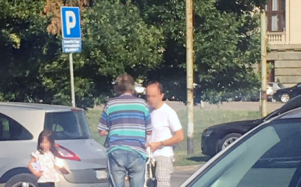 ОПРЕЗ БЕОГРАЂАНИ: Преваранти наплаћују паркинг 