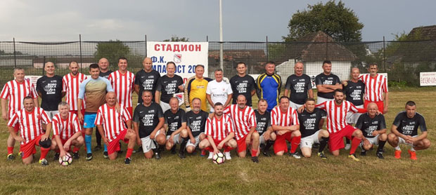 Црвено-бели увеличали сеоску славу