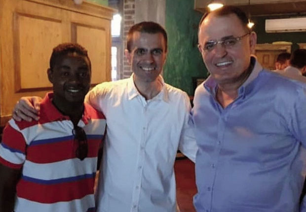 Шпијунка: Чарли постао социјалиста