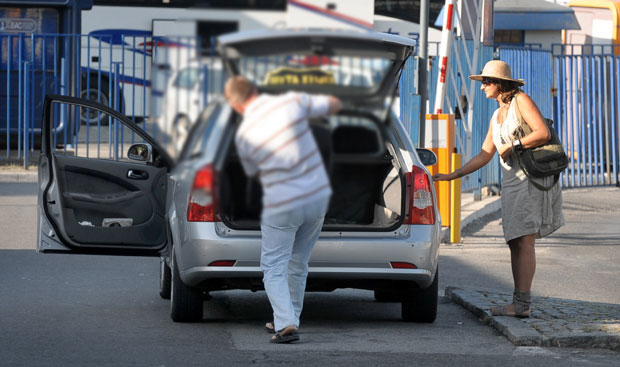ПРЕСТОНИЧКИ ТАКСИ: Кофери се превозе бесплатно 