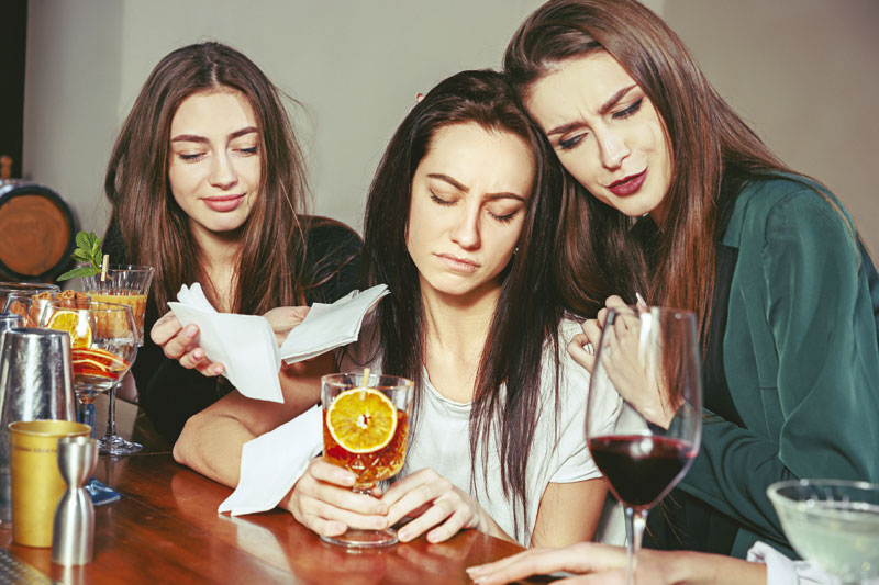 Краљица драме на лажном трону 