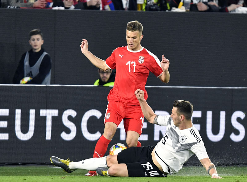 Лазовић близу повратка у Звезду