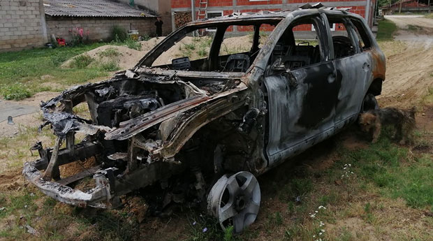 Инцидент код Врања: Запаљен аутомобил, сумњају на комшије