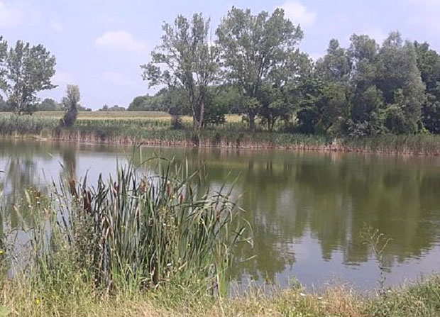 ТРАГЕДИЈА КОД МАЛОГ ЦРНИЋА: Риболовац се утопио на Смољиначком језеру