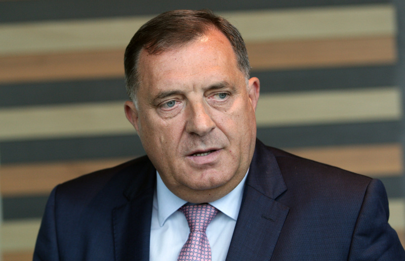 Додик: Ако изаберу Шаровића Српска се враћа на дејтонско уређење