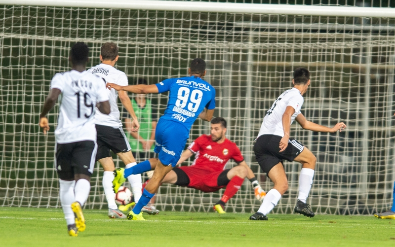 КРАЈ: Чукарички - Молде 1:3