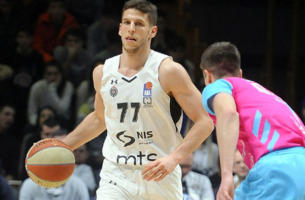 Николић у Тревизу, Пушица у Пезару