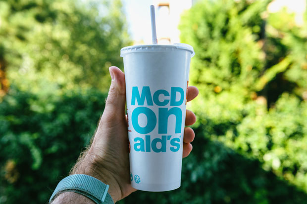 Нове Мекдоналдсове папирне сламке не могу да се рециклирају