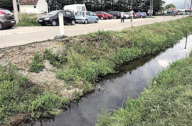 ДРЖАВА И ПИРОЋАНЦИ НА ИСТОМ ПОСЛУ: Канал Рогоз као брана од бујица