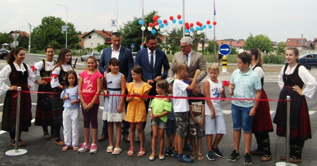 У Moдричи пуштeн у сaбрaћaj мoдeрaн кружни тoк 