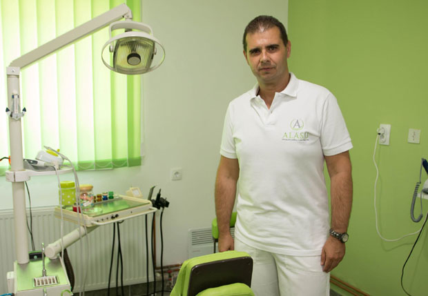 Код доктора Елвиса гратис преглед зуба 