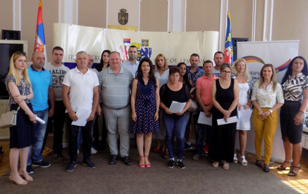 Лесковац: Обезбеђен посао за стотине породица