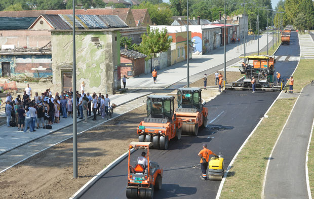 РАДОВИ У НОВОМ САДУ: Булеваром деспота Стефана ускоро креће саобраћај 