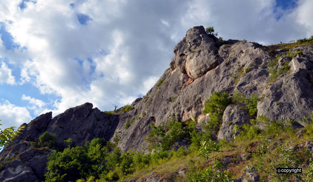 Шетња између праокеанских скулптура