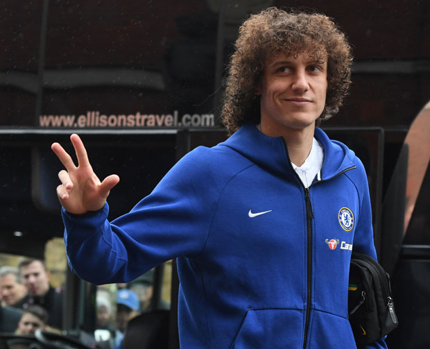 Луиз напушта Челси и прелази у Арсенал