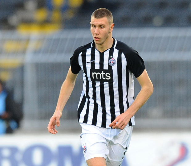 МИЛОШЕВИЋ БРУСИ ДИЈАМАНТЕ: Тренер Партизана ове сезоне храбро гура у ватру чак три голобрада момка 