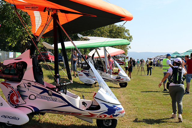 Најмодерније летелице Србије на аеродрому у Добричеву